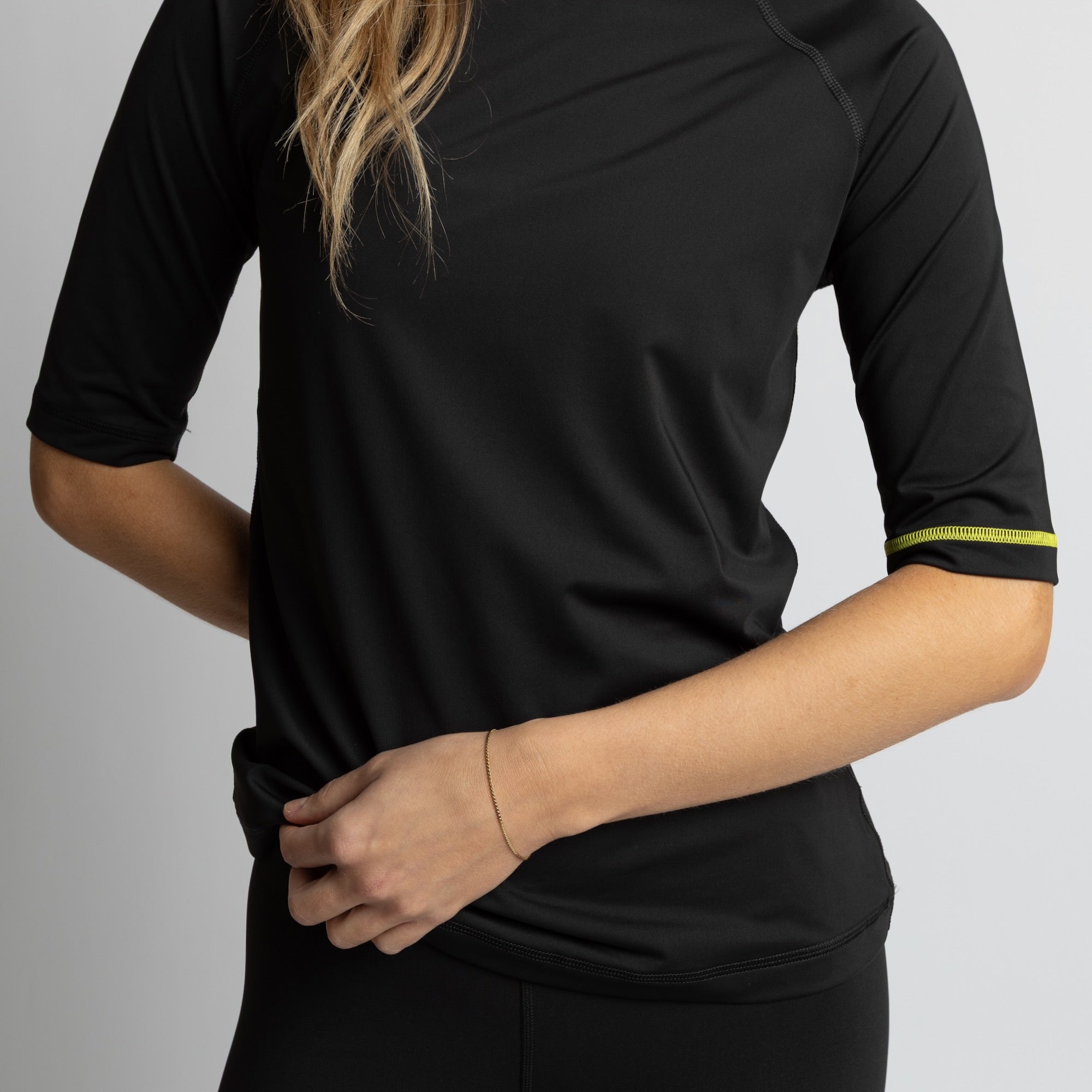 Activewear Half Sleeve T-Shirt black - VIVI MARI