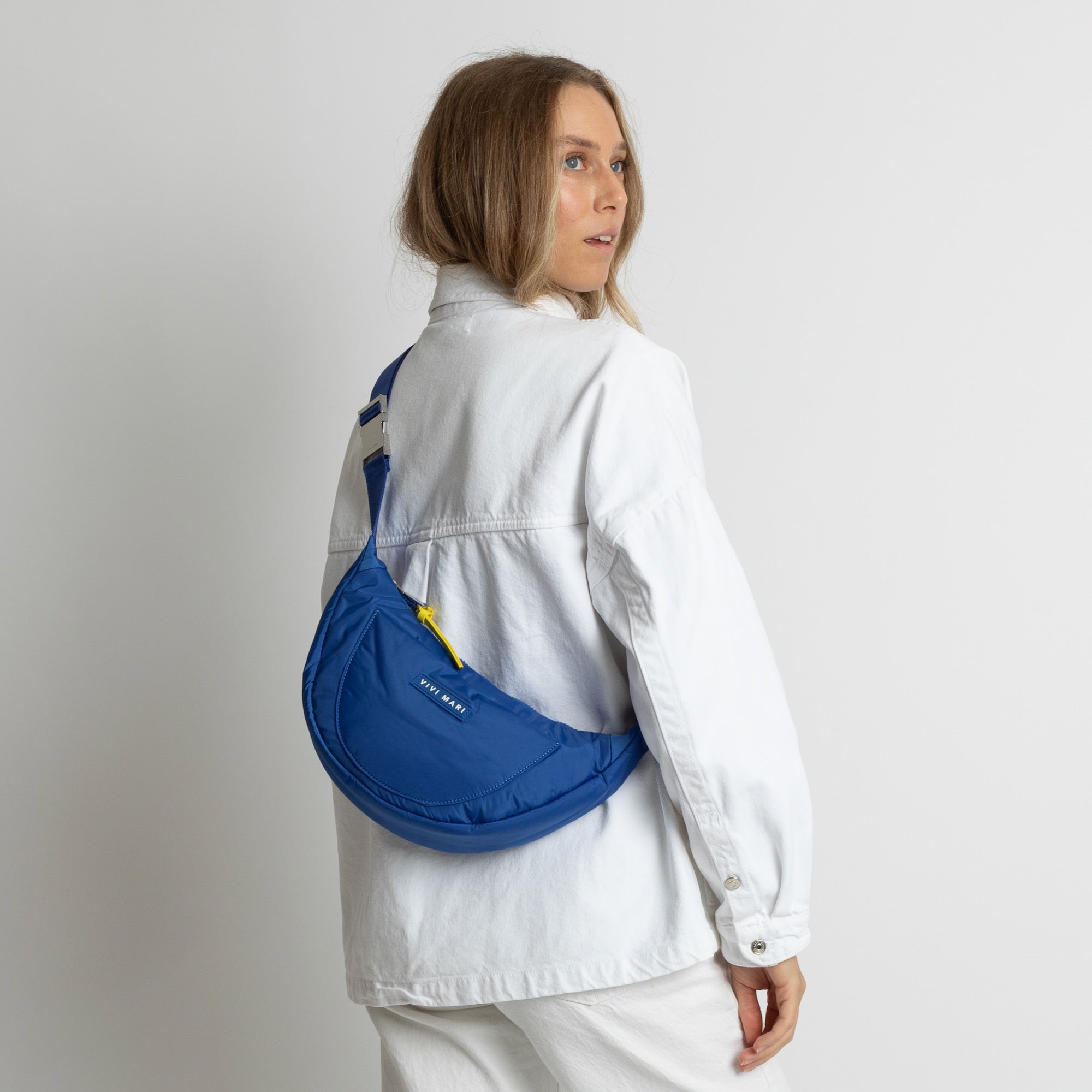 Padded Hip Bag medium - blue - VIVI MARI