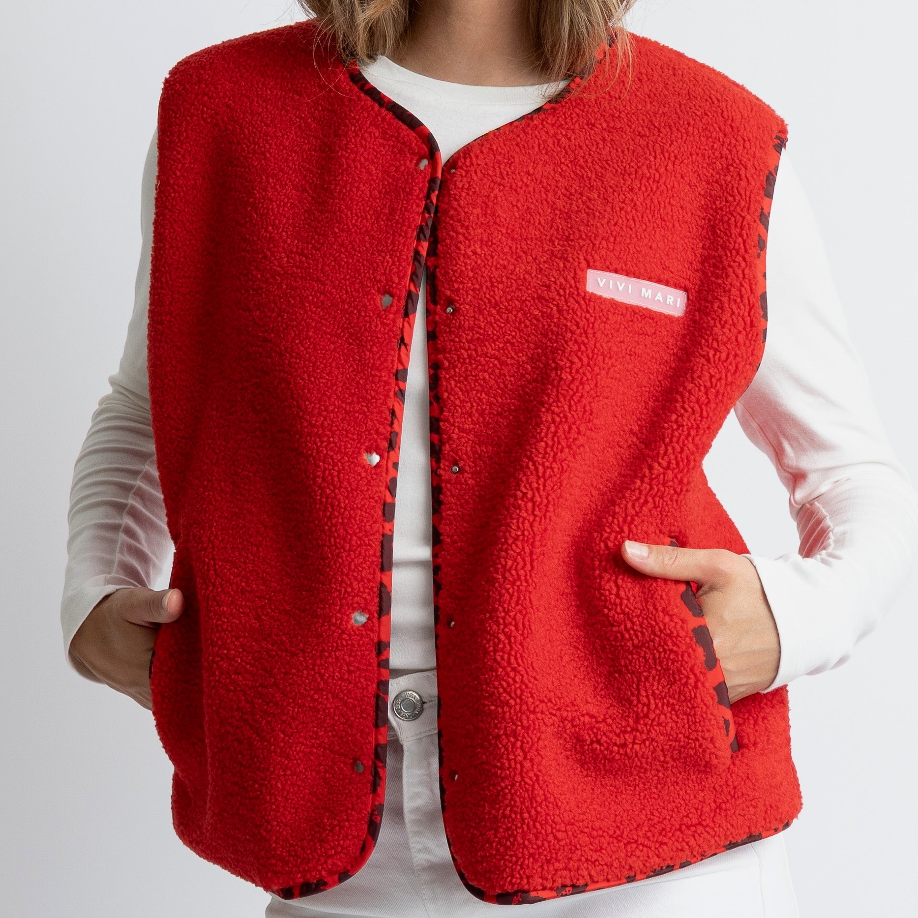 Teddy Fleece Vest - true red - VIVI MARI